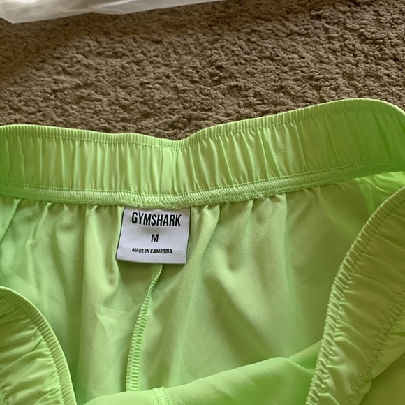 Gymshark shorts M final sale price!price firm! - Picture 2 of 3